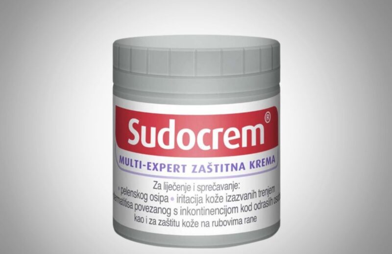 Sudocrem štiti kožu, smanjuje svrab i crvenilo, nanosi se tanko do tri puta dnevno na čistu kožu.